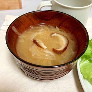 切り干し大根と干し椎茸の味噌汁